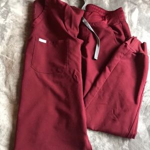 Burgundy Figs scrub set